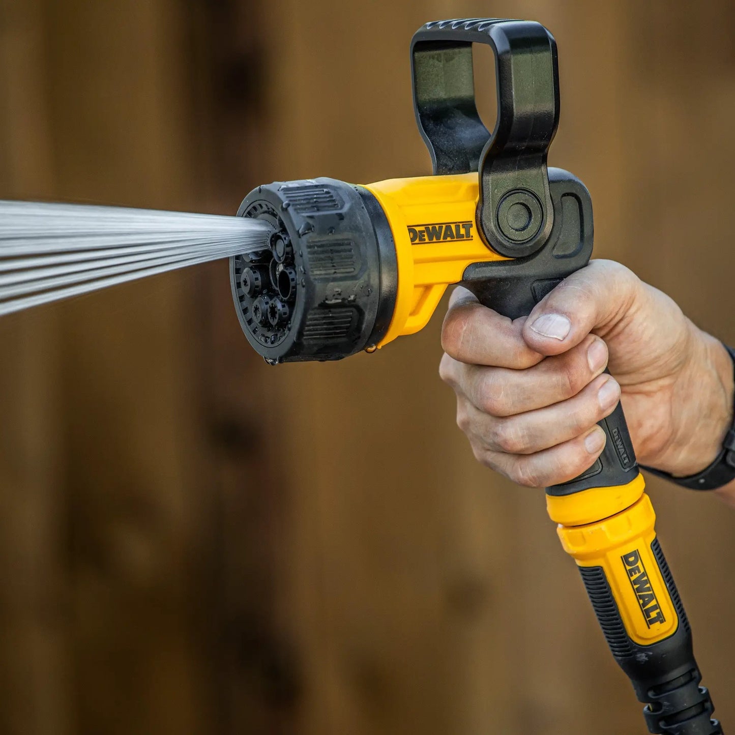 Dewalt Heavy-Duty Hydro Cannon Nozzle DXWN3287 spray nozzle yellow/black handle on Tampa Home & Garden Store