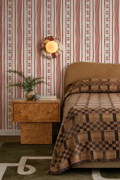 Daisy Chain Stripe Wallpaper, beige and brick red - Tampa Home & Garden Store