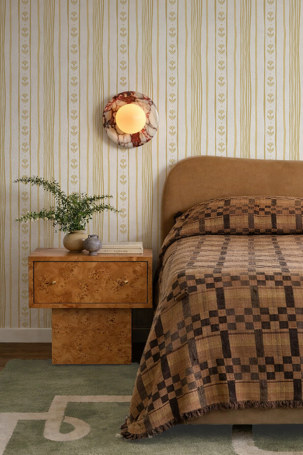 Daisy Chain Stripe Wallpaper, beige and butter yellow - Tampa Home & Garden Store