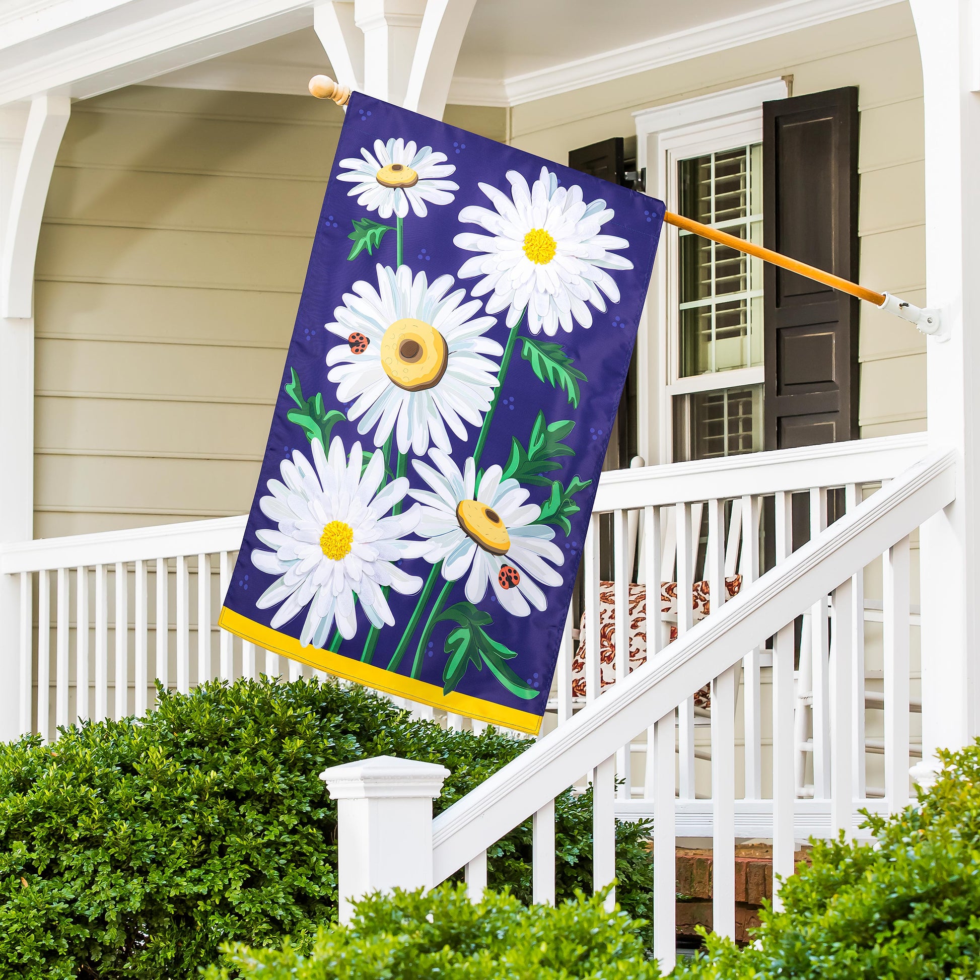 Daisy Days Applique House Flag - Tampa Home & Garden Store