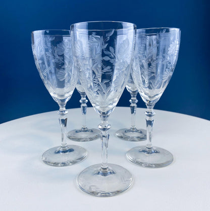 Daisy Motif Wine Goblets. Set of 5 Timeless Glasses. Dining Room Table Decor. Modern Farmhouse. Collectible Glassware. Gift for Him or Her. - Tampa Home & Garden Store