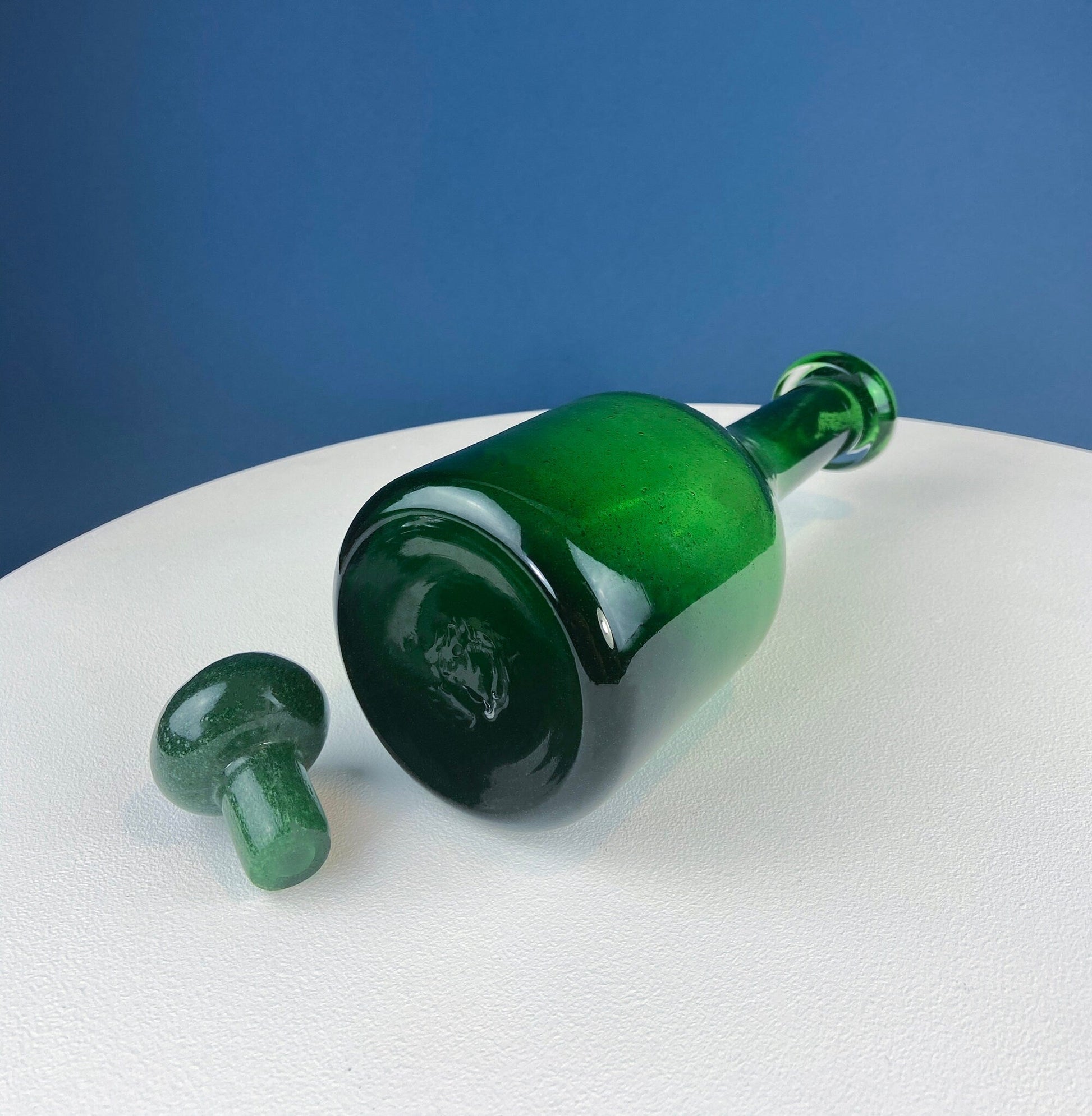 Dark Green Glass Decanter with Matching Stopper. Hand Blown Glass Carafe. Office Decor. Social Club Decor. Men Cave Accessory. Gift for Dad. - Tampa Home & Garden Store
