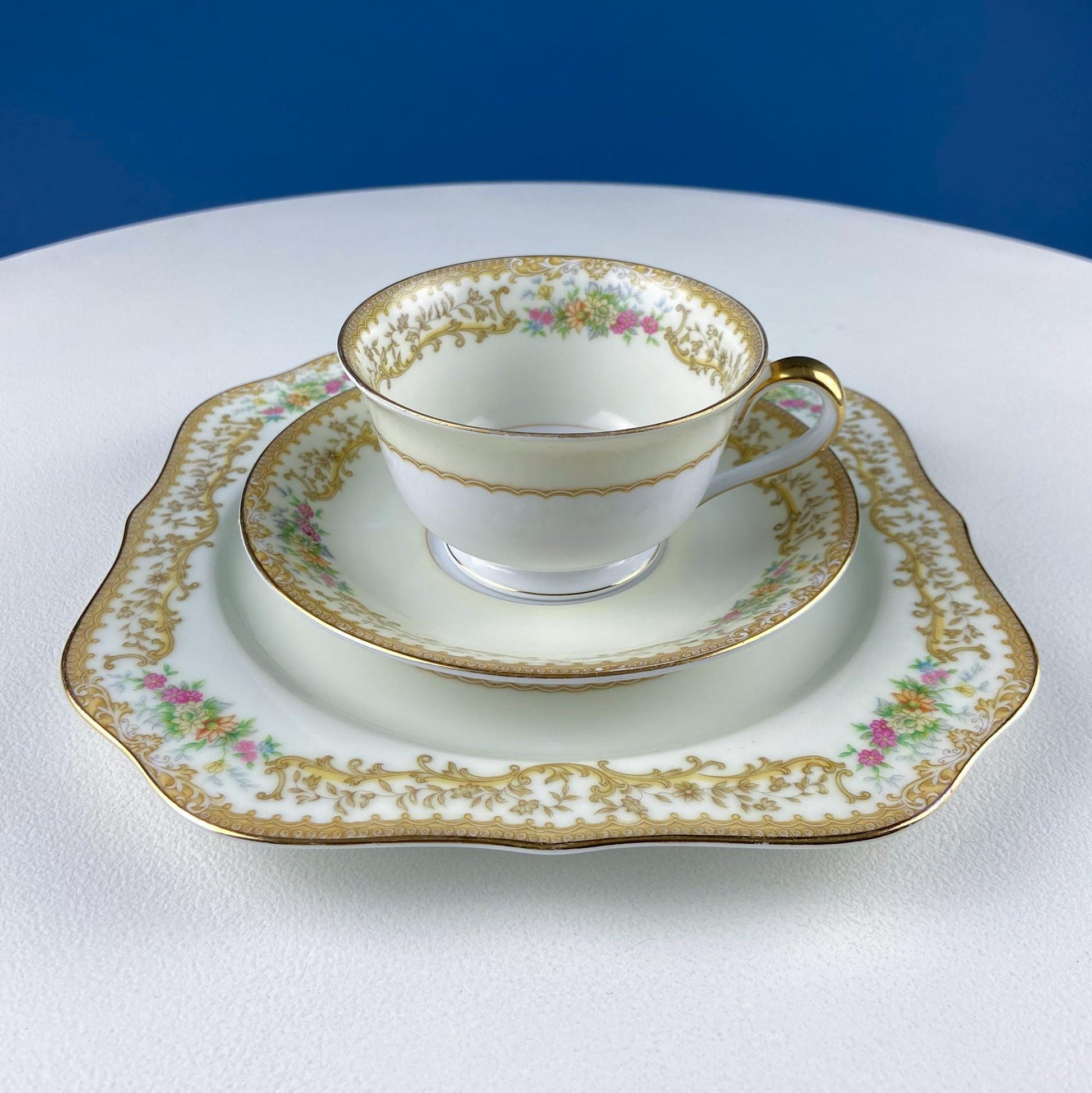 Dessert Salad Plates by Noritake, Elvira Pattern. 5 Porcelain Square Plates with Gold Garland Motifs. Hosting Essentials. Dining Room Decor. - Tampa Home & Garden Store