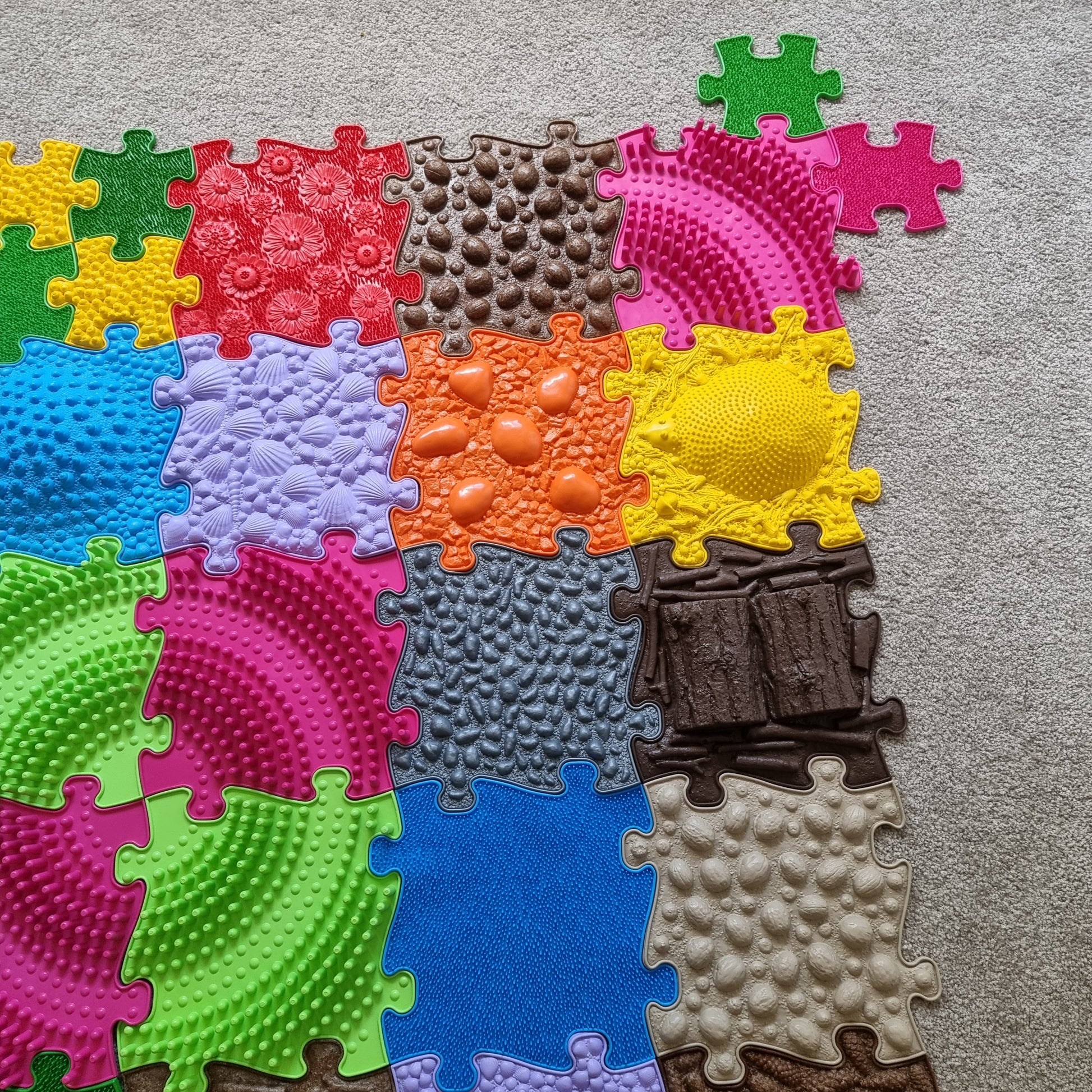 Diamond Kids Puzzle Set play mats by TINNITOTS; colorful interlocking baby mats with textures on Tampa Home & Garden Store