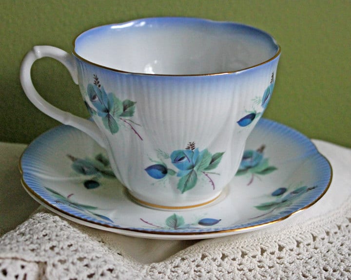 Duchess Fine Bone China Tea Cup and Saucer, Autumn Motif, Made in England - Tampa Home & Garden Store