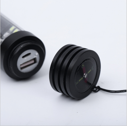 Lampe de poche LED solaire Marteau de sécurité multifonction Lampe torche Banque d'alimentation USB Aimant Outil de survie Lumière de secours