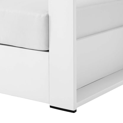 the classic Tahoe Outdoor Aluminum Armchair