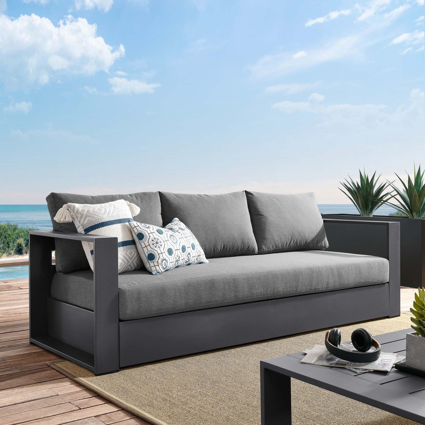 Tahoe Outdoor Patio Aluminum Sofa and Frame