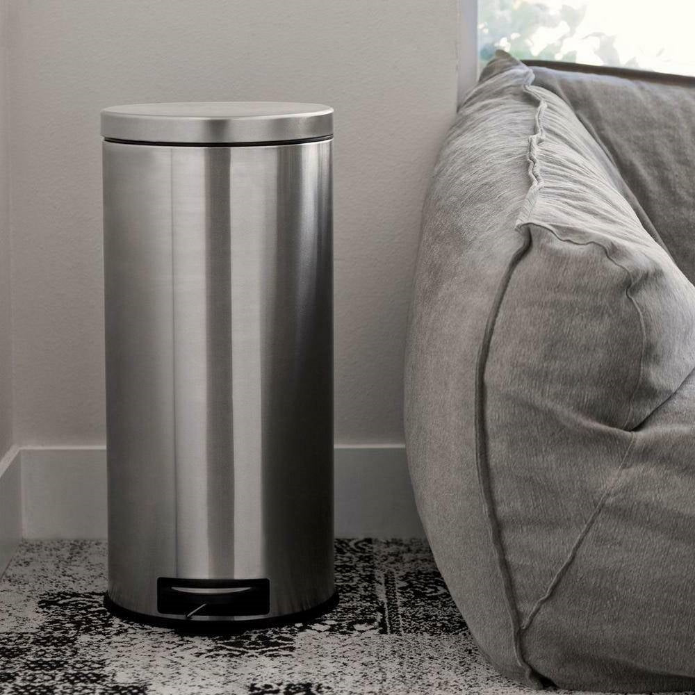 Cubo de basura redondo de acero inoxidable de 8 galones con pedal para cocina, baño u oficina en casa