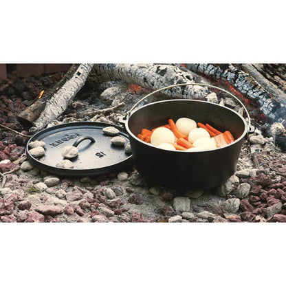 Olla holandesa de hierro fundido sazonado de 8 cuartos con tapa y asa de metal