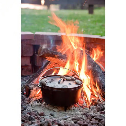 Olla holandesa de hierro fundido sazonado de 8 cuartos con tapa y asa de metal