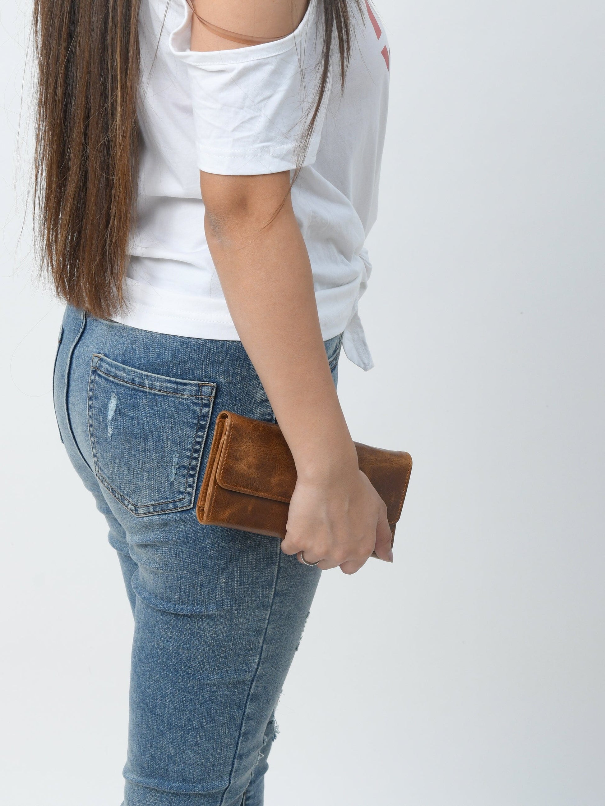 Ellison Women's Wallet- Tan Brown - Tampa Home & Garden Store