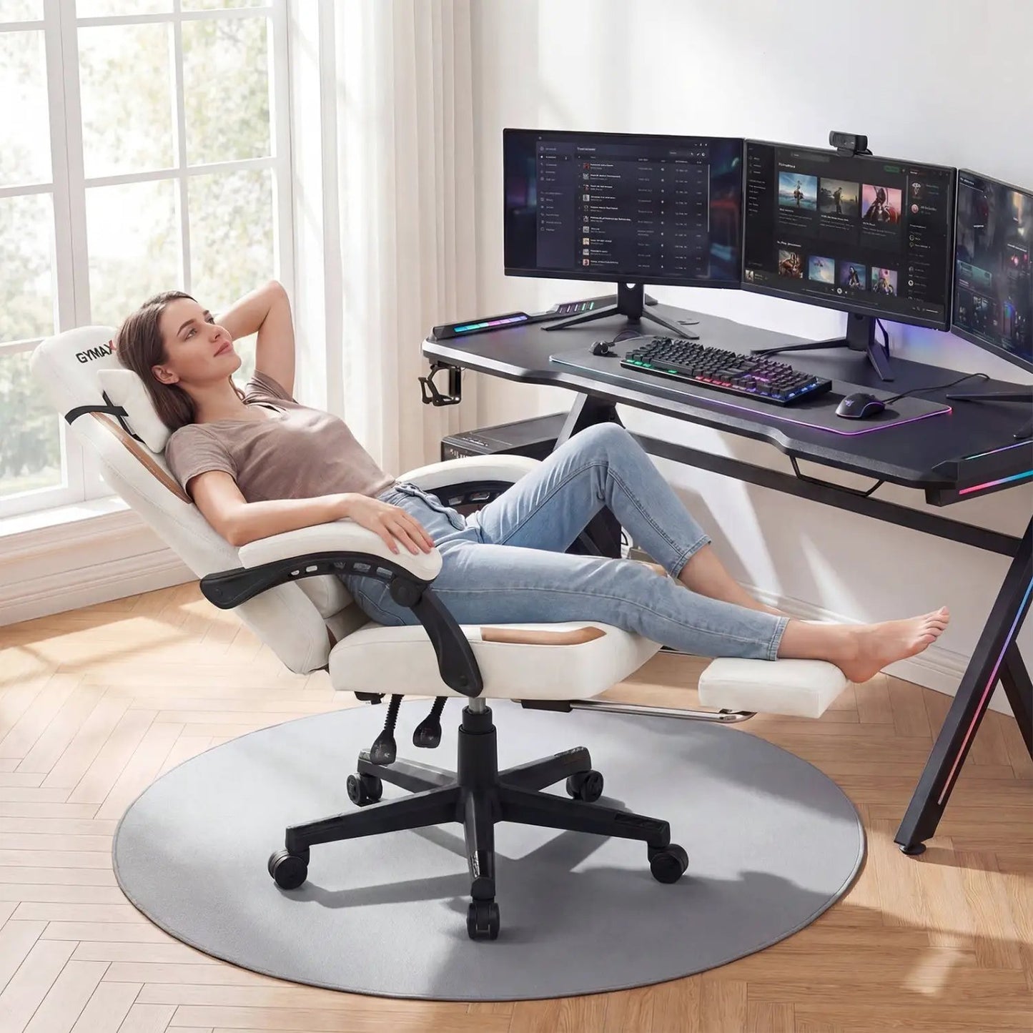 Ergonomic Gaming Chair with Headrest for Home