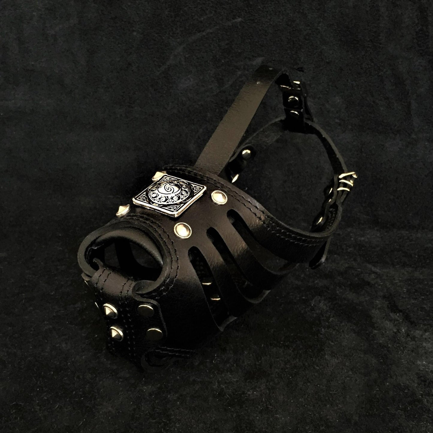 ''Eros'' Basket Muzzle All Black - Tampa Home & Garden Store