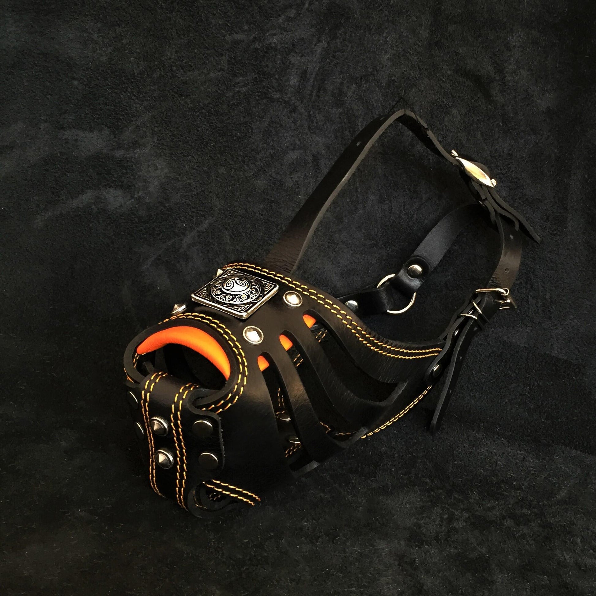 ''Eros'' Basket Muzzle black & orange - Tampa Home & Garden Store
