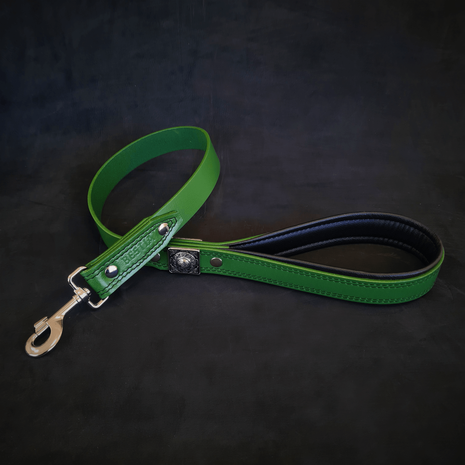 ''Eros'' leash GREEN - Tampa Home & Garden Store