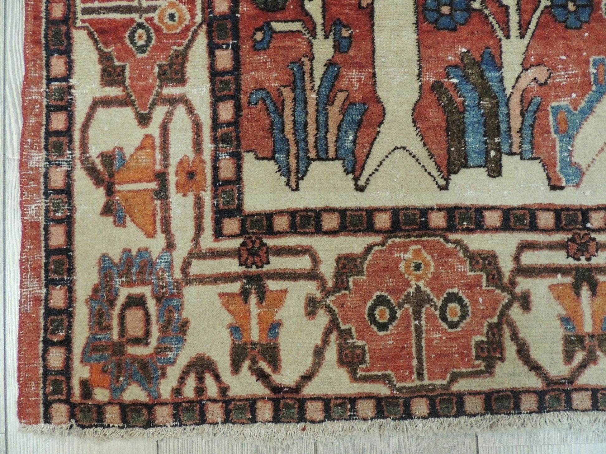 Exquisite Distressed Fine Persian Area Rug 5x7 Ft - Tampa Home & Garden Store