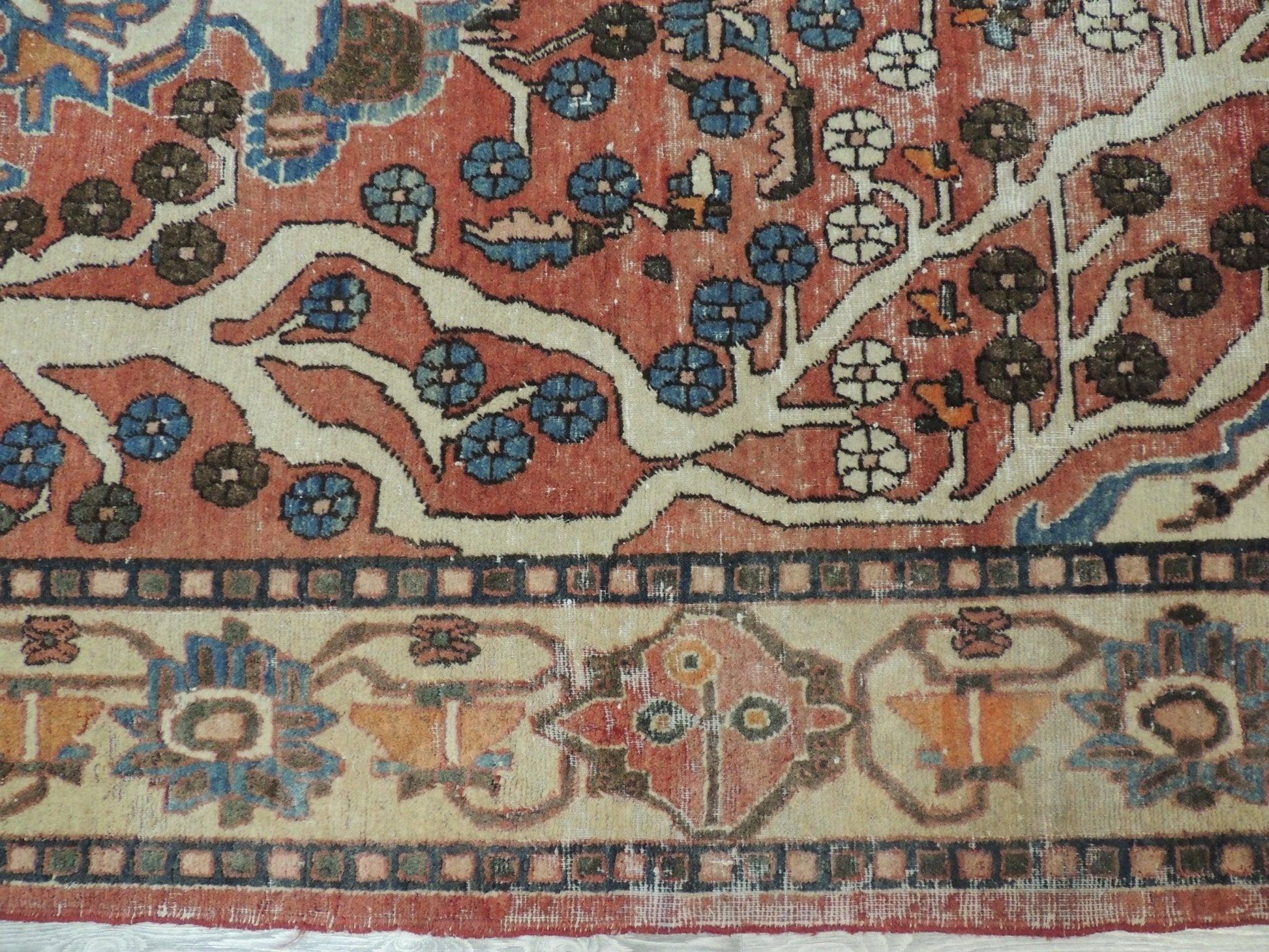 Exquisite Distressed Fine Persian Area Rug 5x7 Ft - Tampa Home & Garden Store