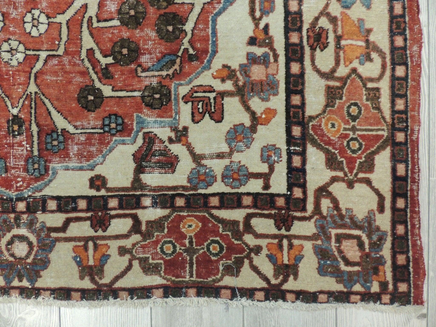 Exquisite Distressed Fine Persian Area Rug 5x7 Ft - Tampa Home & Garden Store