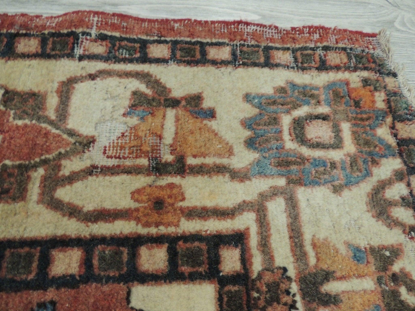 Exquisite Distressed Fine Persian Area Rug 5x7 Ft - Tampa Home & Garden Store