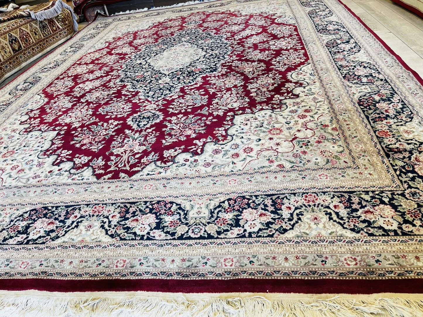Exquisite Mint Hand-Knotted Peshawar Oriental Wool Rug – 9' x 12' - Tampa Home & Garden Store
