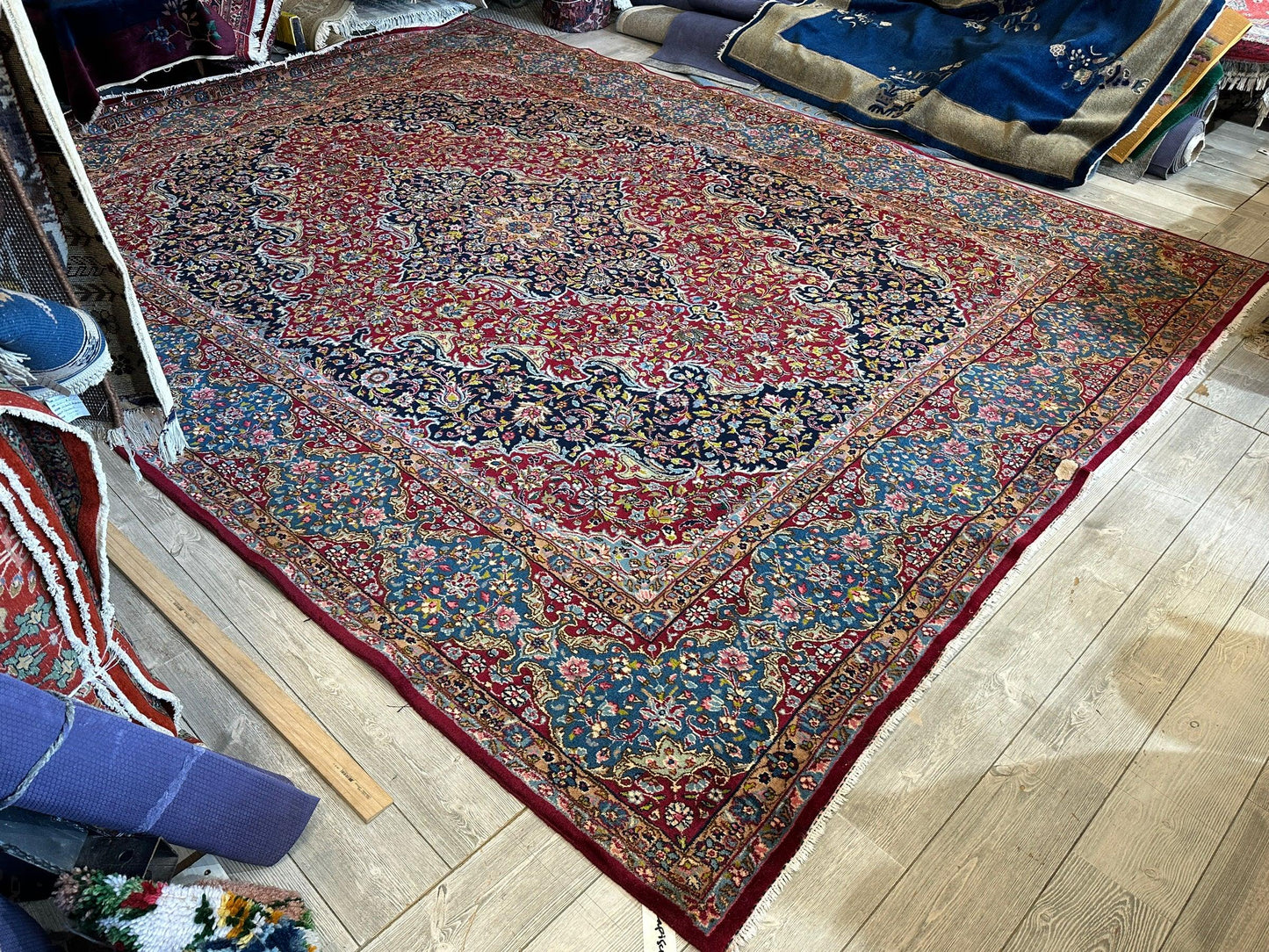 Exquisite Persian Vintage Medalian Rug 10 x 13 - Tampa Home & Garden Store