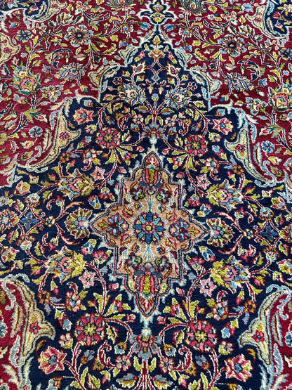 Exquisite Persian Vintage Medalian Rug 10 x 13 - Tampa Home & Garden Store