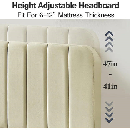 Base de cama tapizada beige de tamaño matrimonial con cabecero