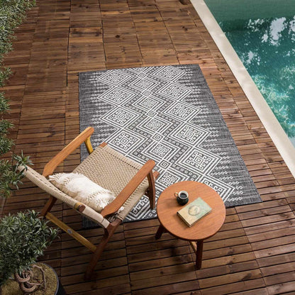 Frankville Black&White All Over Performance Outdoor Rug with diamond pattern for decks on Tampa Home & Garden Store