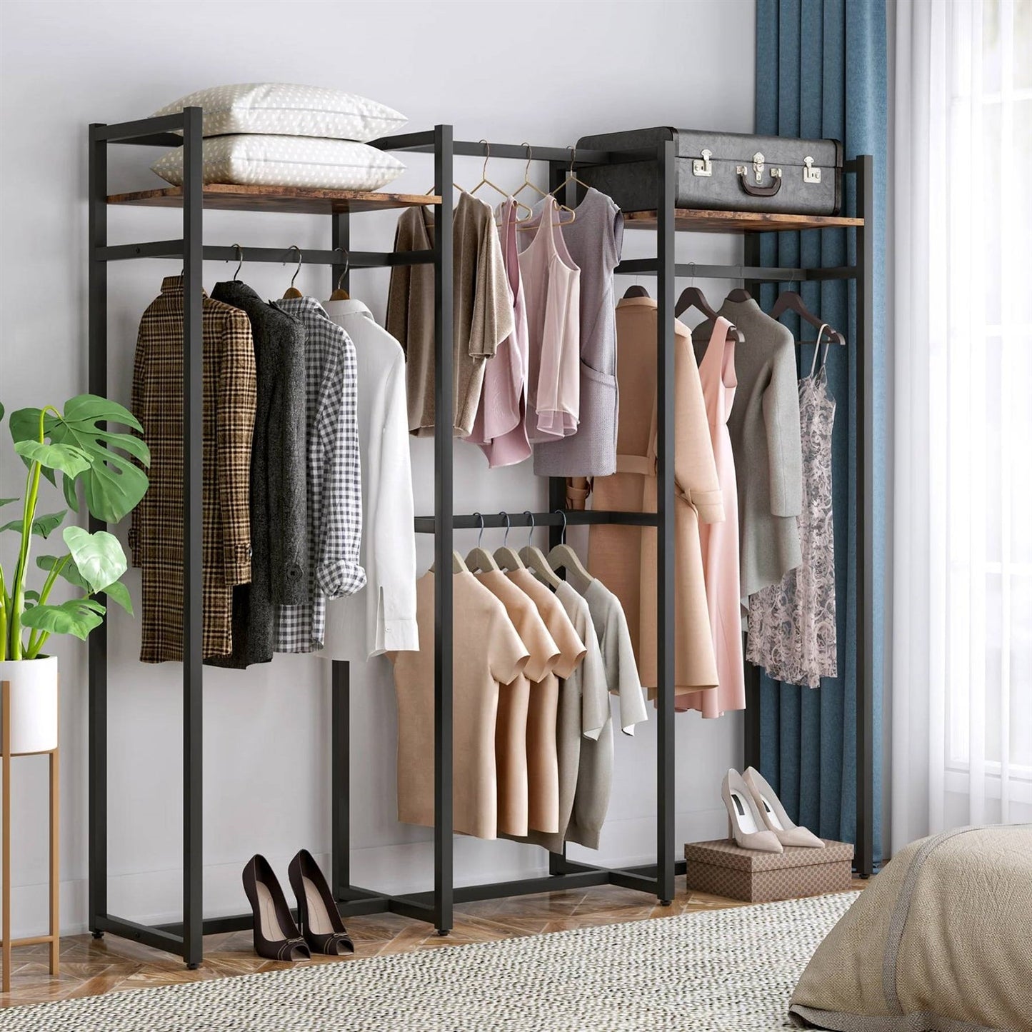 Estante para Ropa de Metal Negro con 4 Barras Colgantes y 2 Estantes de Madera para Almacenamiento