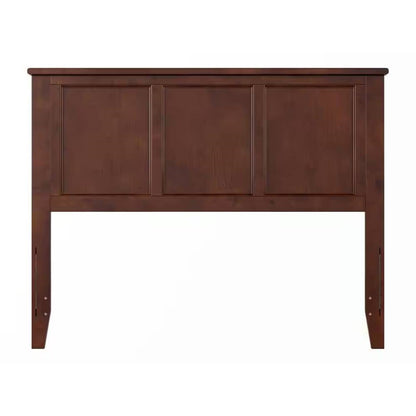 Cabecero de tamaño completo de estilo tradicional con acabado en madera de nogal