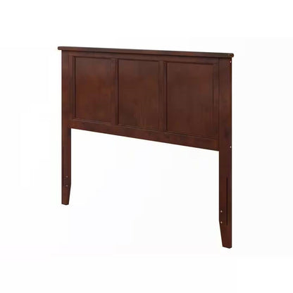 Cabecero de tamaño completo de estilo tradicional con acabado en madera de nogal