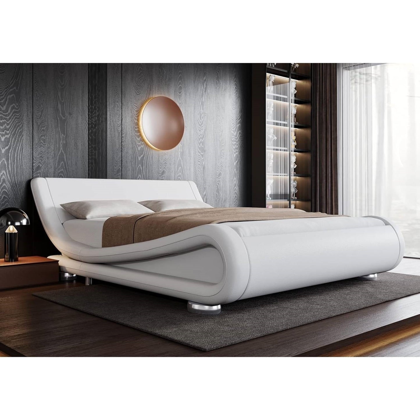 Base de cama tapizada blanca moderna de tamaño matrimonial con cabecero curvado estilo trineo