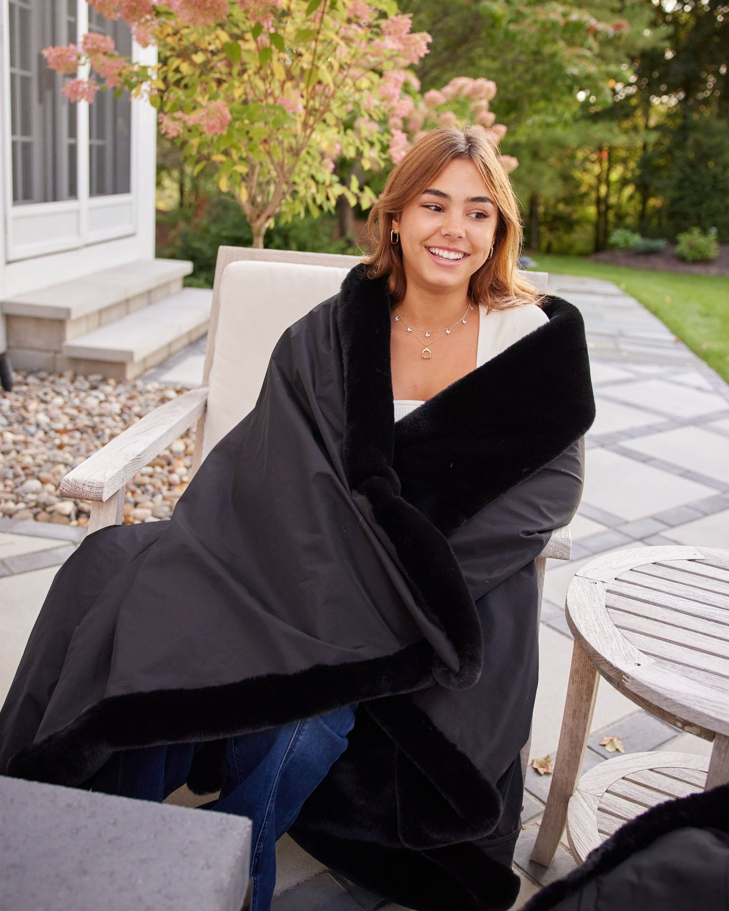 Couverture d'extérieur imperméable et coupe-vent grand format | Pretty Rugged
