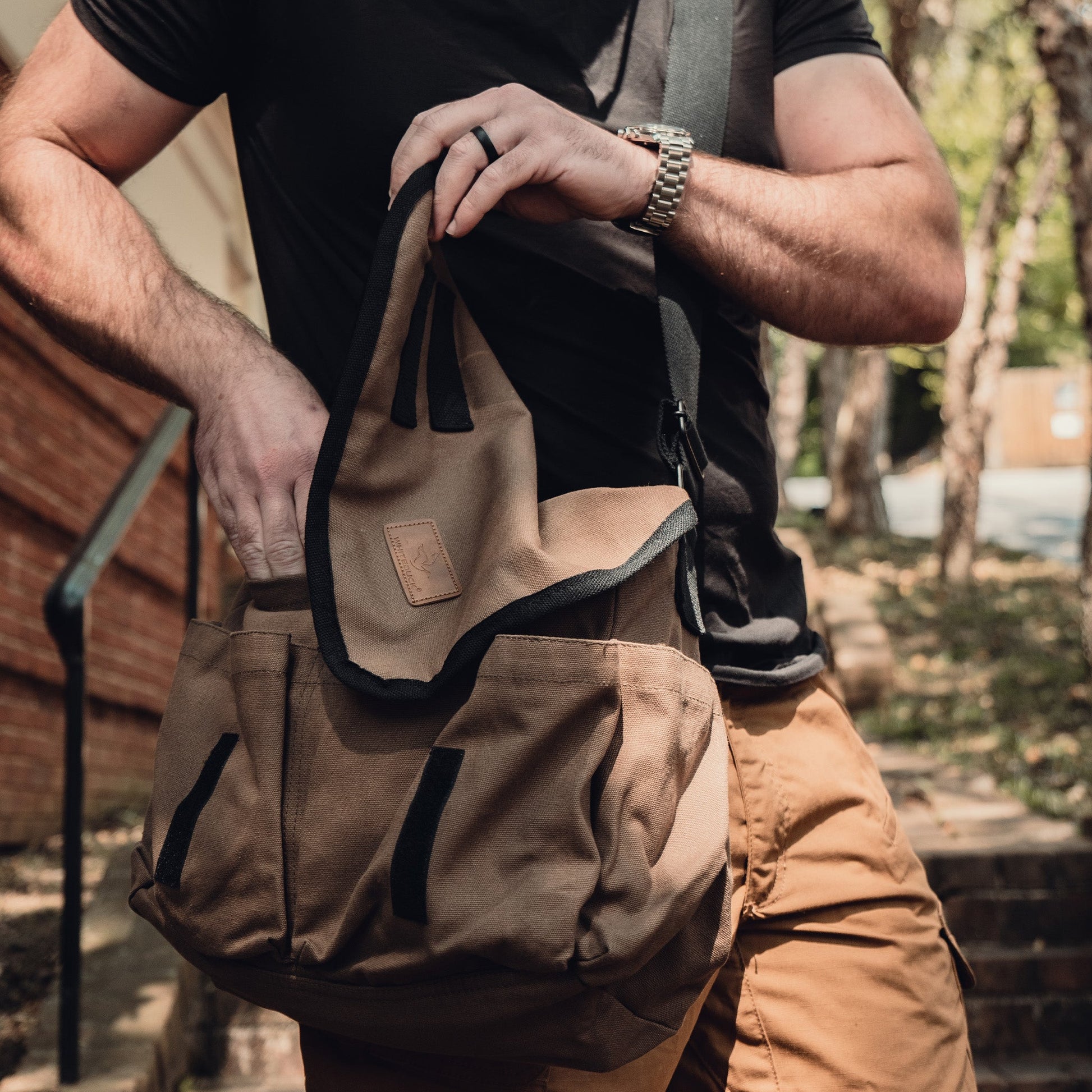 Filios Messenger Bag - Tampa Home & Garden Store