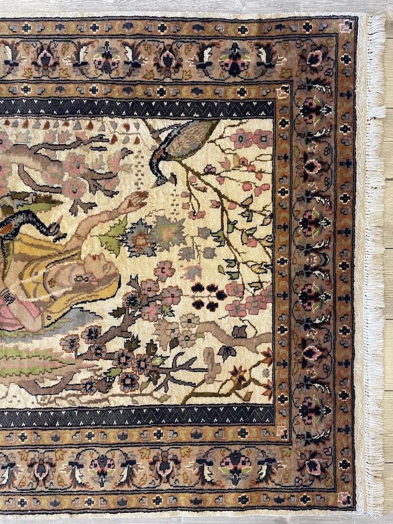 Fine Handmade Pictorial Rug 71'’ x 48'’ - Tampa Home & Garden Store