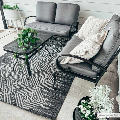 Frankville Black&White All Over Outdoor Rug with black white geometric pattern Boutique Rugs on Tampa Home & Garden Store