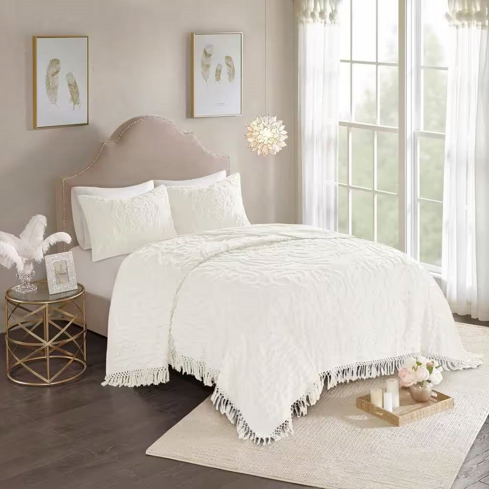 Full/Queen 100-Percent Cotton Chenille Bedspread with Fringe Hem in Off-White - Tampa Home & Garden Store