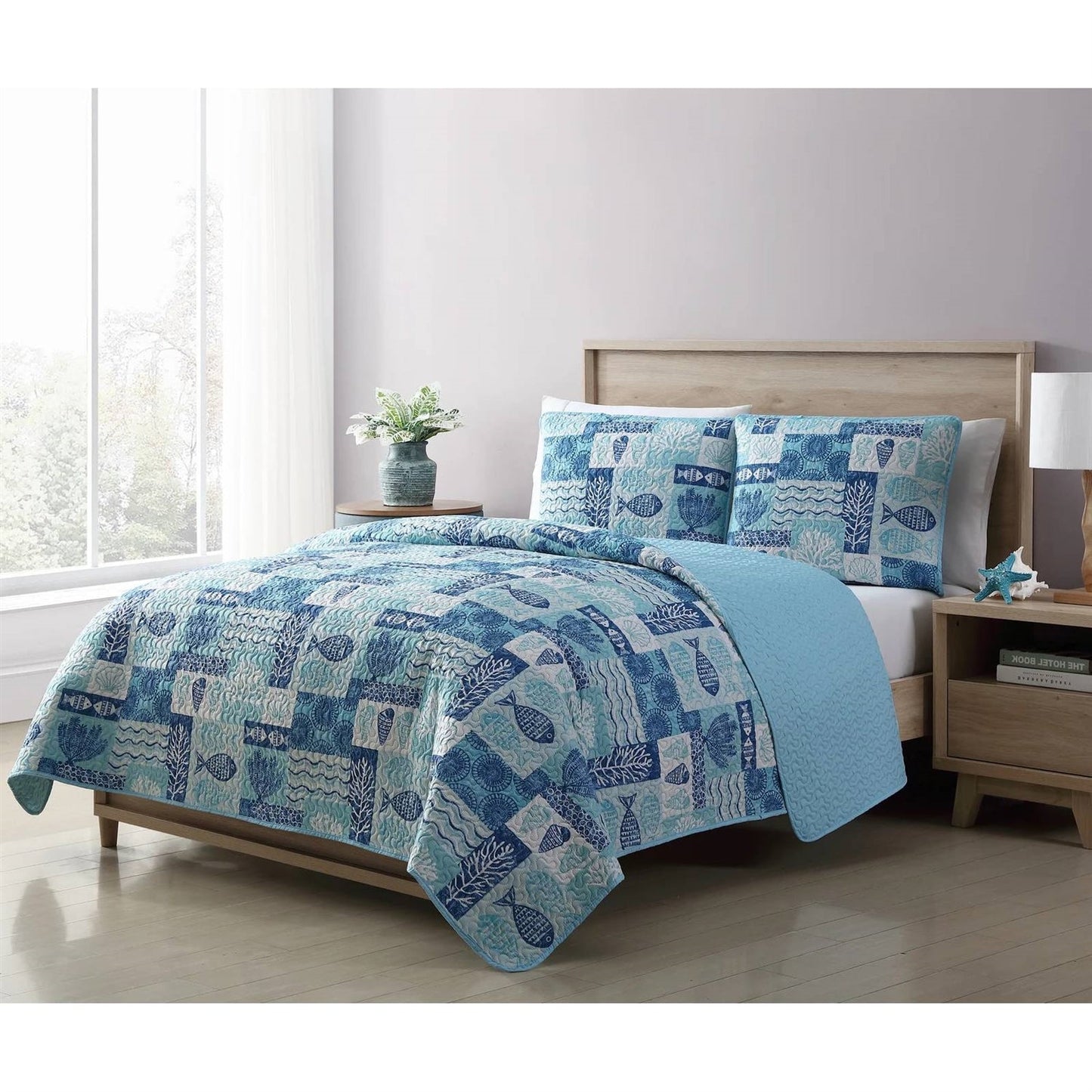 Full/Queen Aqua Blue Cream Beach Sea Shells Coral Fish Coastal 3-Piece Quilt Set - Tampa Home & Garden Store
