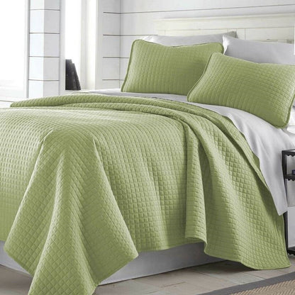 Full/Queen Lightweight Sage Ultra Soft 3-Piece Microfiber Quilt Set - Tampa Home & Garden Store