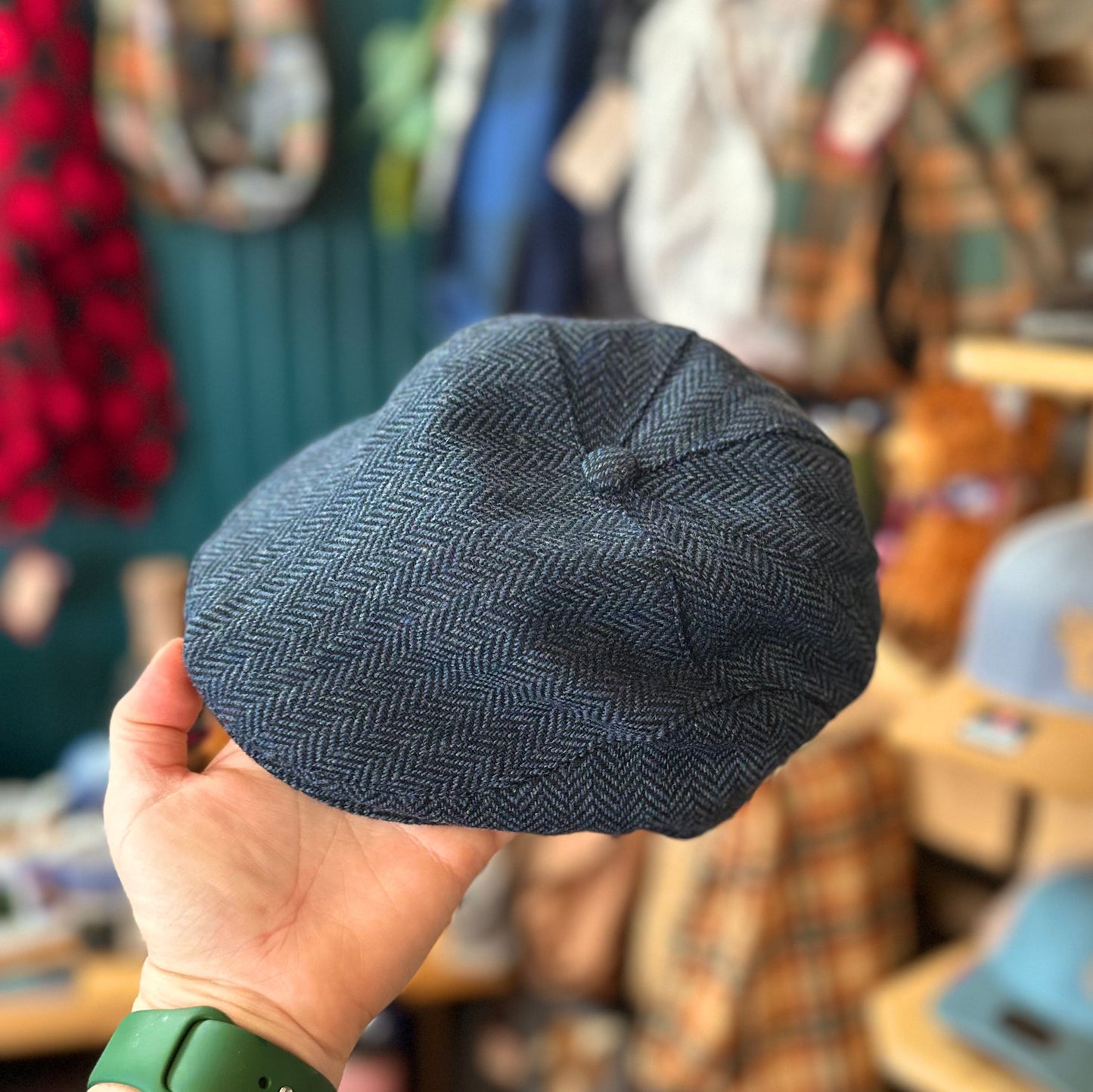 Casquette de golf en laine mélangée avec broderie de chardon écossais et chevrons