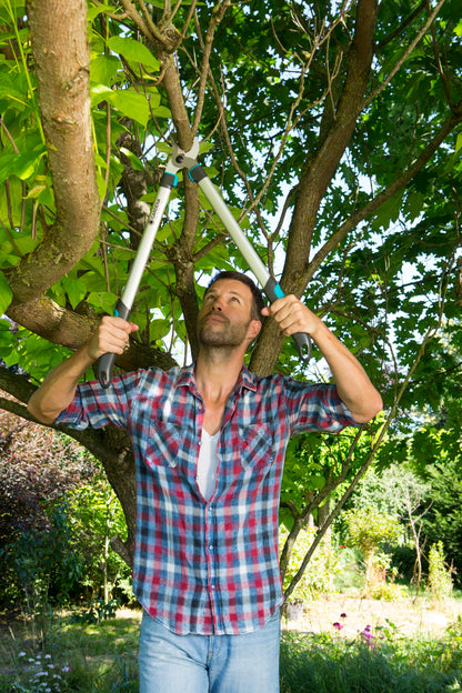 Pruning Lopper EasyCut 680 B Gardena with silver handles pruning branches on Tampa Home & Garden Store