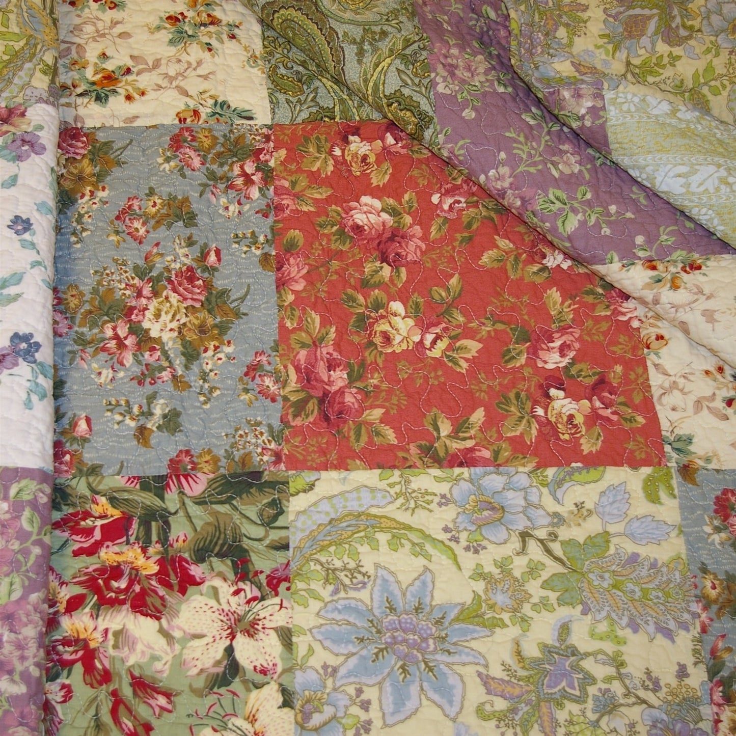 Juego de edredón floral de algodón 100% reversible, tamaño matrimonial / queen