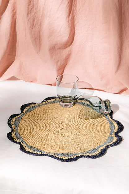 Garden Party Pinwheel Raffia Placemat, Set of 2, 4 and 6 - Tampa Home & Garden Store