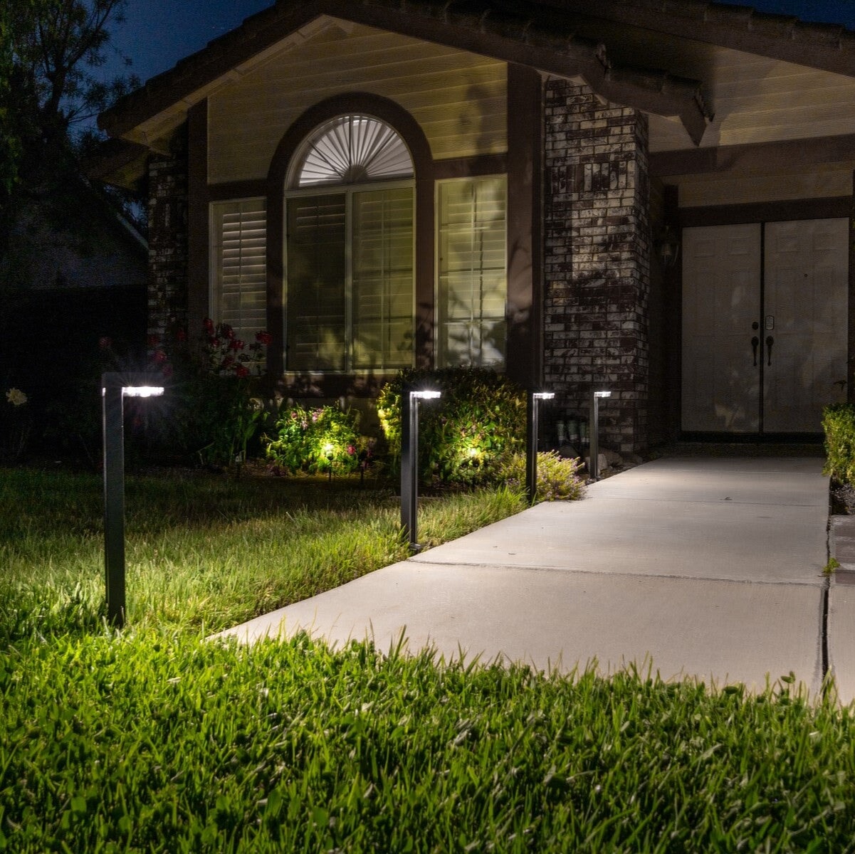 German Osram Pro-Line Bollard Solar Lights® | 100LM | Aluminum / Glass | 2-Pack - Tampa Home & Garden Store