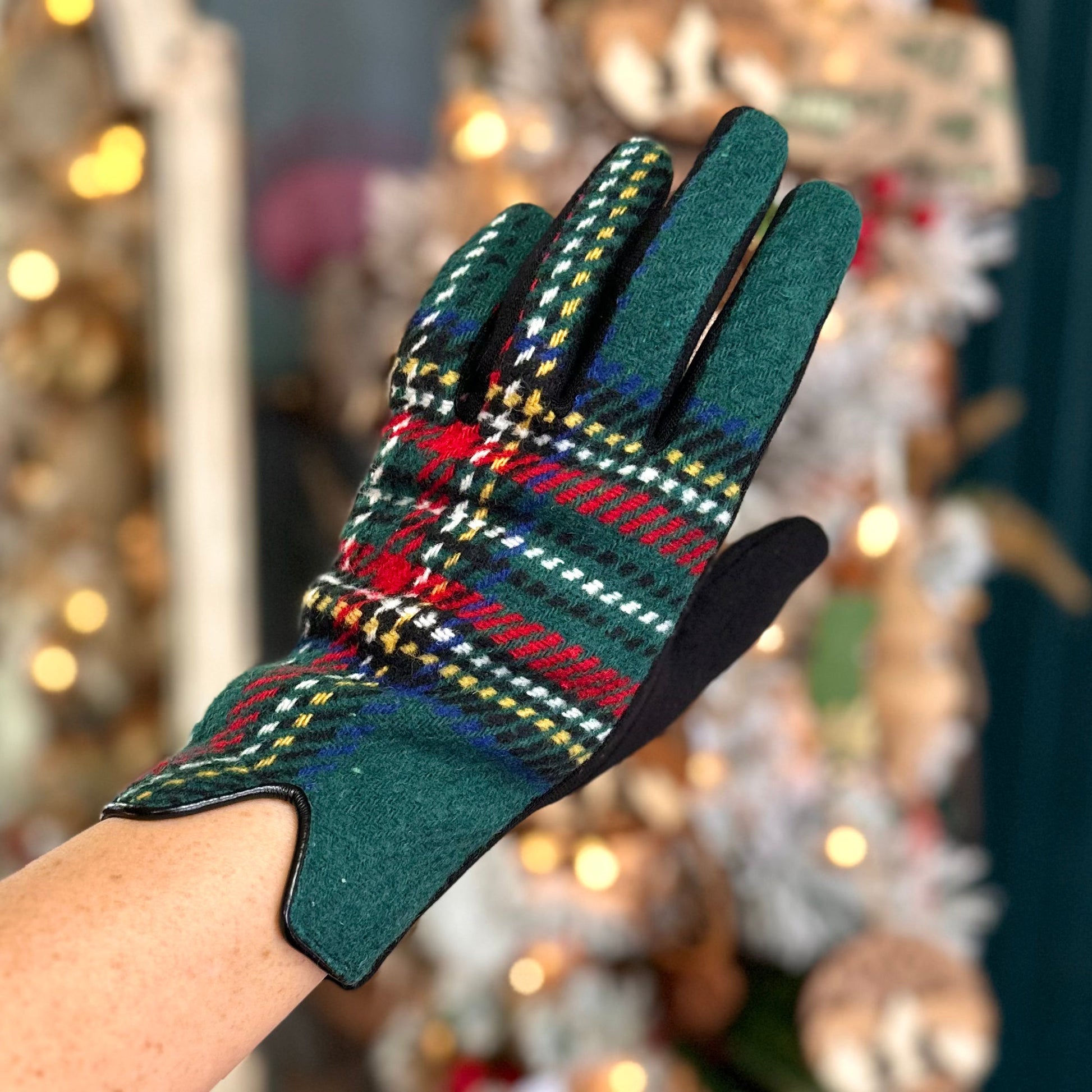 Green Woven-Look Tartan Plaid Touchscreen Gloves - Tampa Home & Garden Store