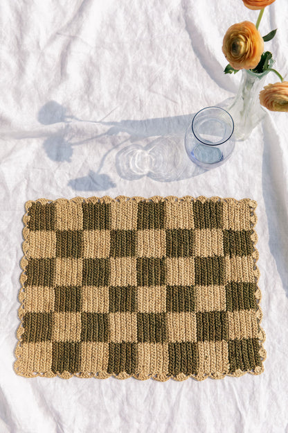 Green checked Placemat, Rectangular raffia tabletop - Tampa Home & Garden Store