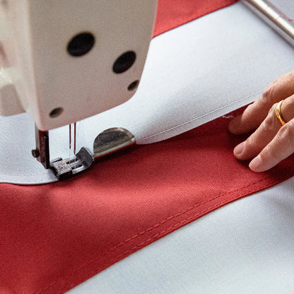 Bandera estadounidense de poliéster Guardian™ - Precios económicos y al por mayor | Hecho en EE. UU.