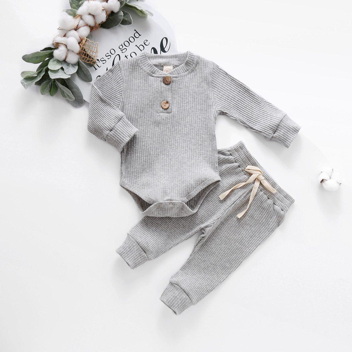 Stevvex gray ribbed newborn 2-piece set: long-sleeve bodysuit with wooden buttons, elastic pants on Tampa Home & Garden Store