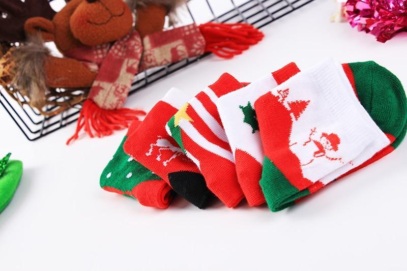 5-pair baby Christmas cotton socks set in red, white and green with festive motifs Stevvex on Tampa Home & Garden Store